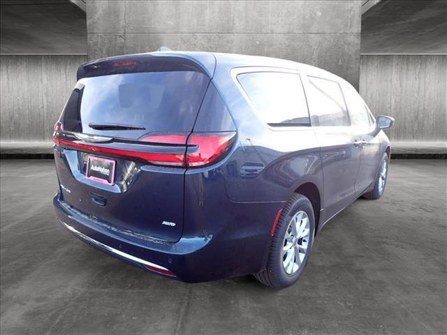 new 2025 Chrysler Pacifica car, priced at $46,434