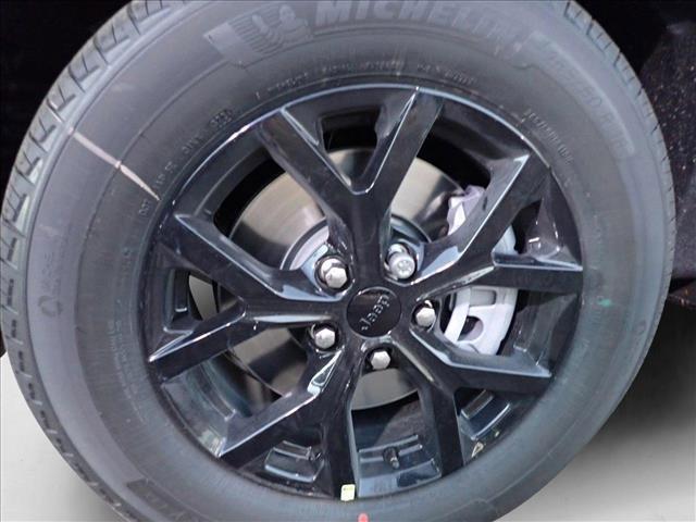 new 2025 Jeep Grand Cherokee L car, priced at $43,384