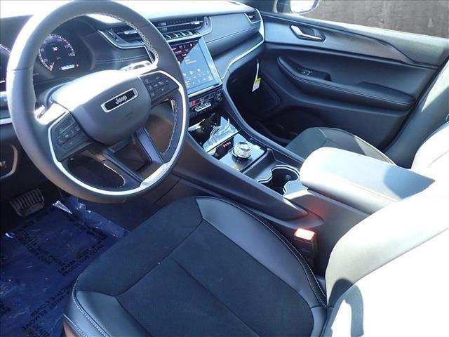 new 2025 Jeep Grand Cherokee L car, priced at $50,324