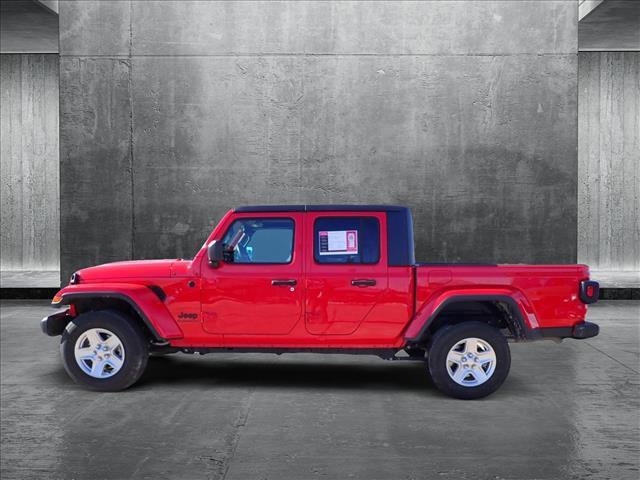 used 2022 Jeep Gladiator car, priced at $31,599