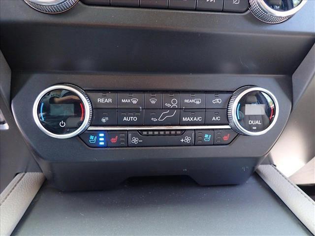 used 2020 Ford Expedition Max car, priced at $30,000
