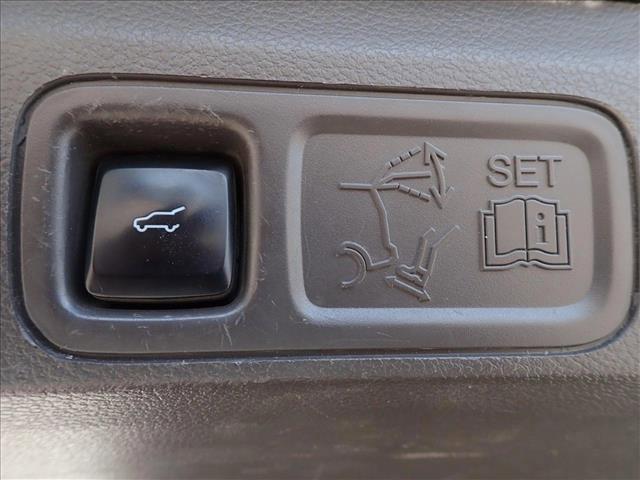 used 2020 Ford Expedition Max car, priced at $30,000