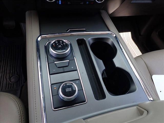 used 2020 Ford Expedition Max car, priced at $30,000
