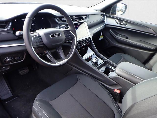 new 2025 Jeep Grand Cherokee car, priced at $42,719