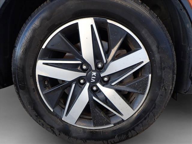 used 2021 Kia Sorento car, priced at $22,799