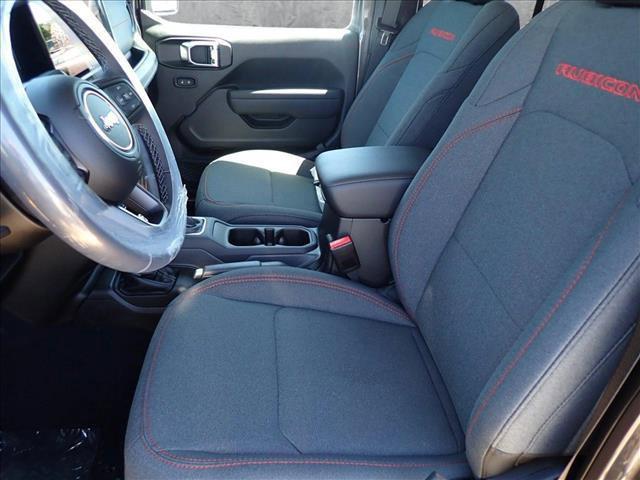 new 2025 Jeep Gladiator car, priced at $58,674