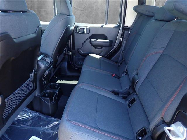 new 2025 Jeep Gladiator car, priced at $58,674