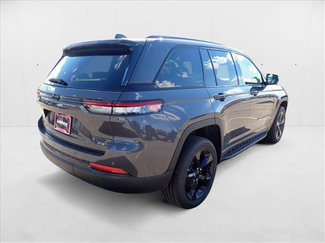 new 2025 Jeep Grand Cherokee car, priced at $46,547