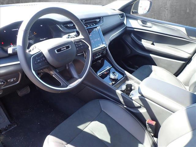new 2025 Jeep Grand Cherokee car, priced at $51,044