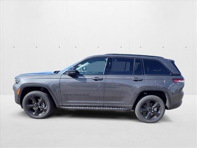 new 2025 Jeep Grand Cherokee car, priced at $46,547