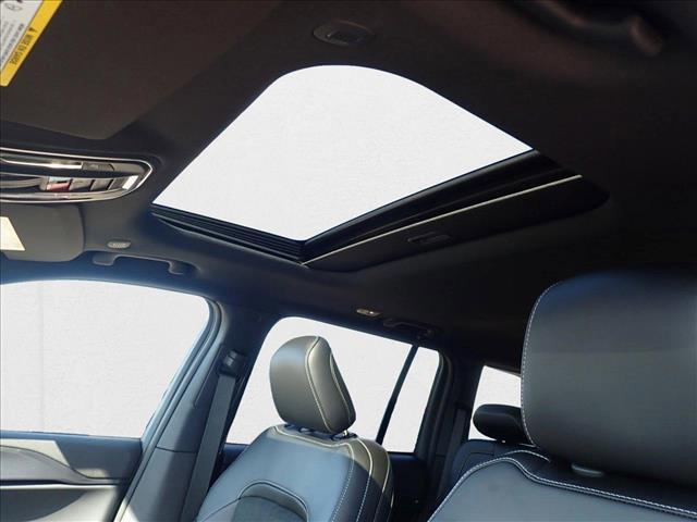 new 2025 Jeep Grand Cherokee car, priced at $46,547