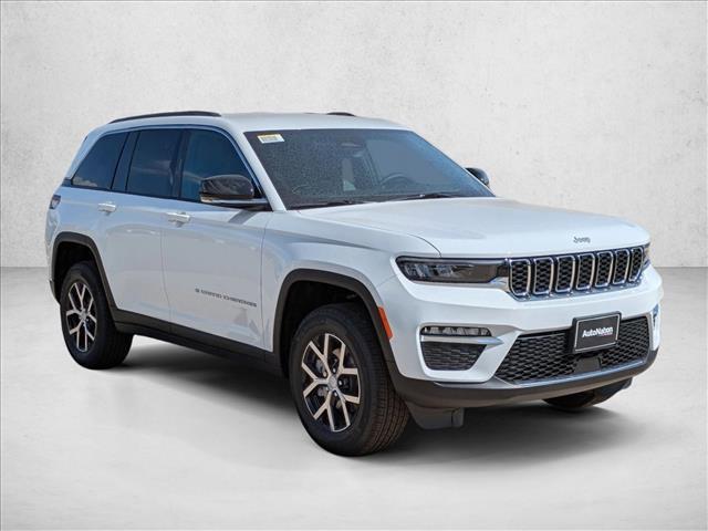 new 2025 Jeep Grand Cherokee car, priced at $45,449