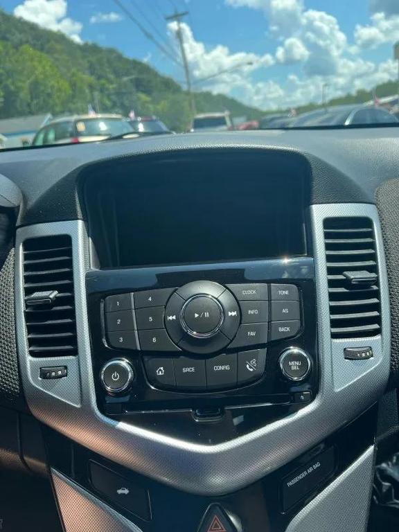 used 2015 Chevrolet Cruze car, priced at $7,995
