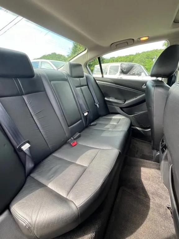 used 2007 Nissan Altima car, priced at $5,995