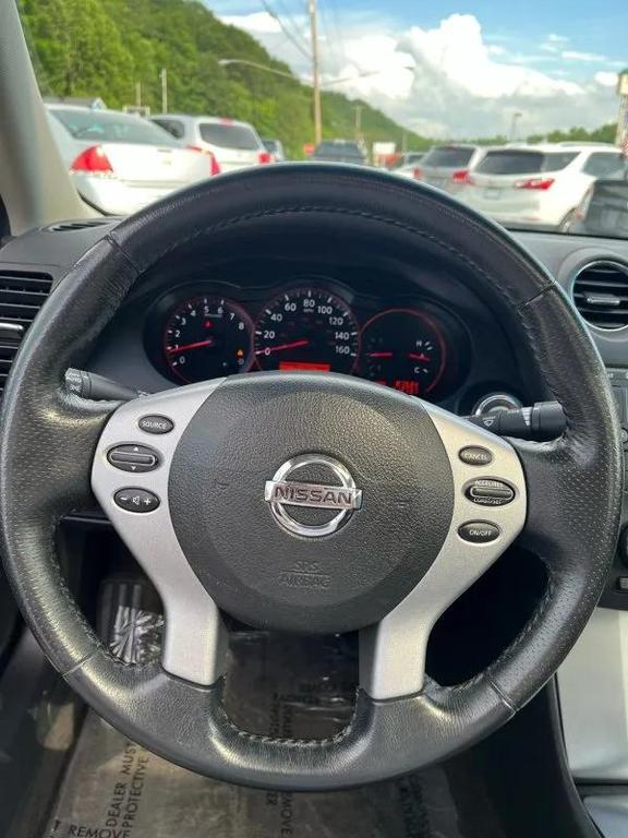 used 2007 Nissan Altima car, priced at $5,995