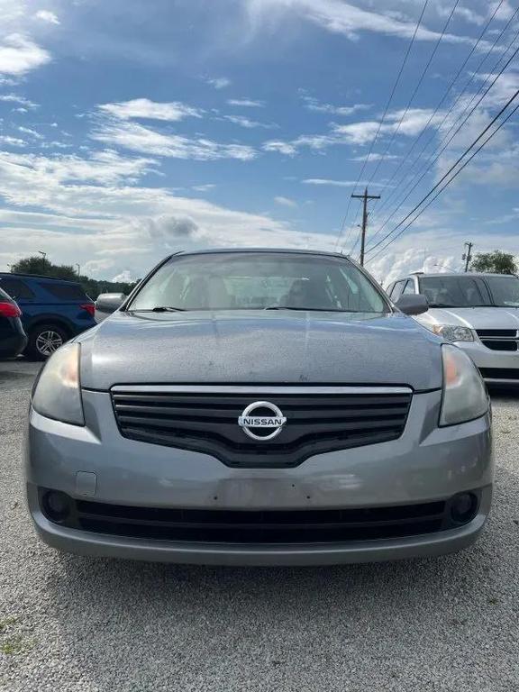 used 2007 Nissan Altima car, priced at $5,995
