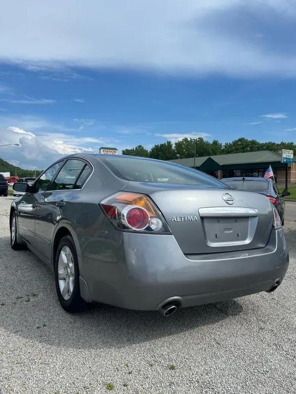 used 2007 Nissan Altima car, priced at $5,995