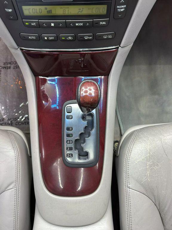 used 2004 Lexus ES 330 car, priced at $6,999