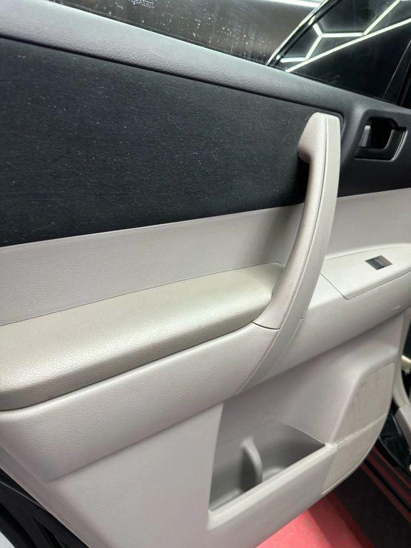 used 2010 Toyota Highlander car, priced at $6,999