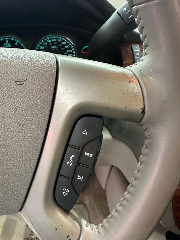 used 2011 Chevrolet Avalanche car, priced at $13,999