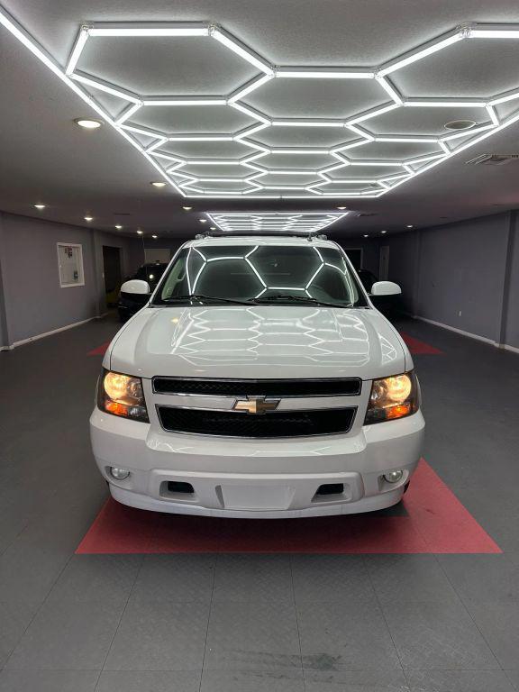 used 2011 Chevrolet Avalanche car, priced at $13,999