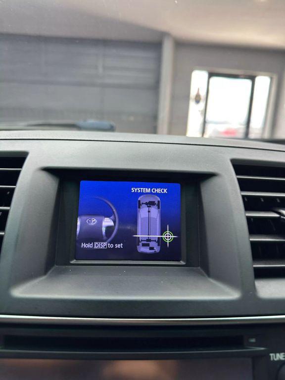 used 2013 Toyota Highlander car, priced at $9,999