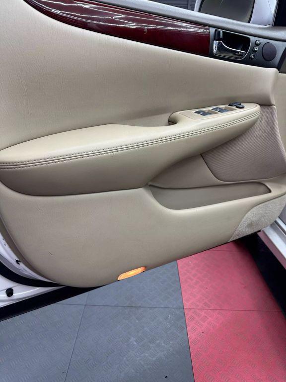 used 2004 Lexus ES 330 car, priced at $4,999