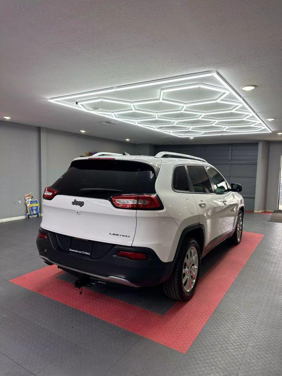 used 2016 Jeep Cherokee car, priced at $7,799