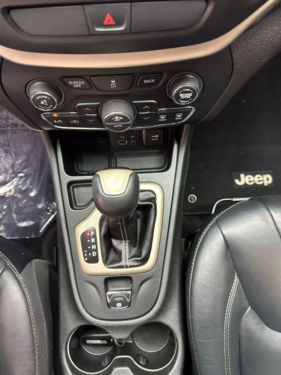 used 2016 Jeep Cherokee car, priced at $7,799
