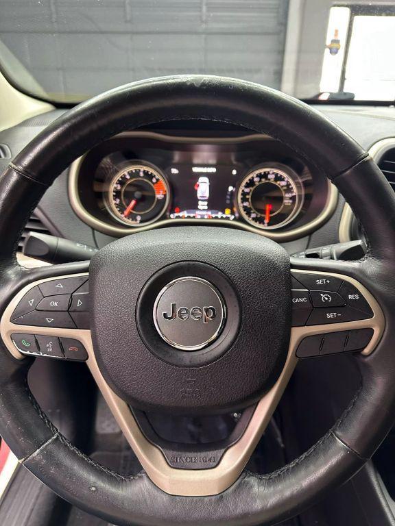 used 2016 Jeep Cherokee car, priced at $7,799