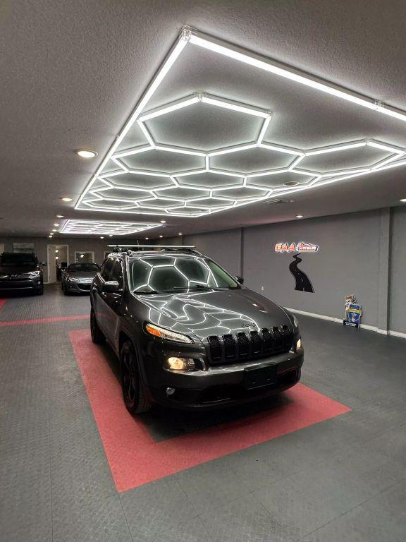 used 2016 Jeep Cherokee car, priced at $10,999