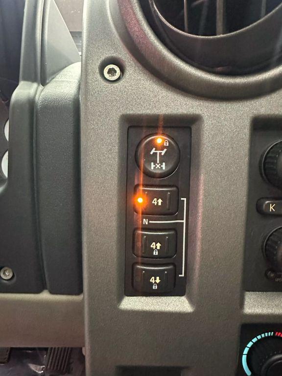 used 2004 Hummer H2 car, priced at $15,499
