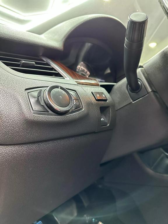 used 2013 Ford Edge car, priced at $6,999