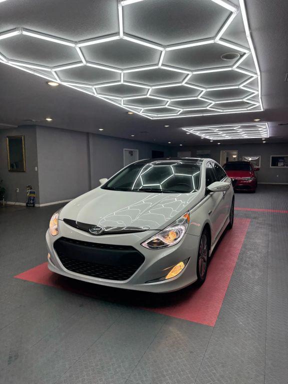 used 2013 Hyundai Sonata Hybrid car, priced at $7,999