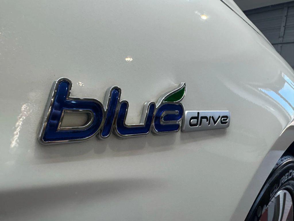 used 2013 Hyundai Sonata Hybrid car, priced at $7,999