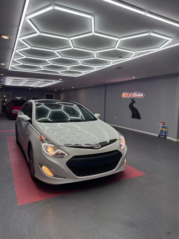 used 2013 Hyundai Sonata Hybrid car, priced at $7,999