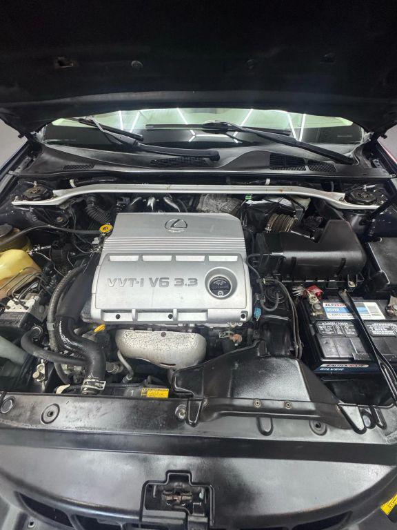 used 2004 Lexus ES 330 car, priced at $6,499