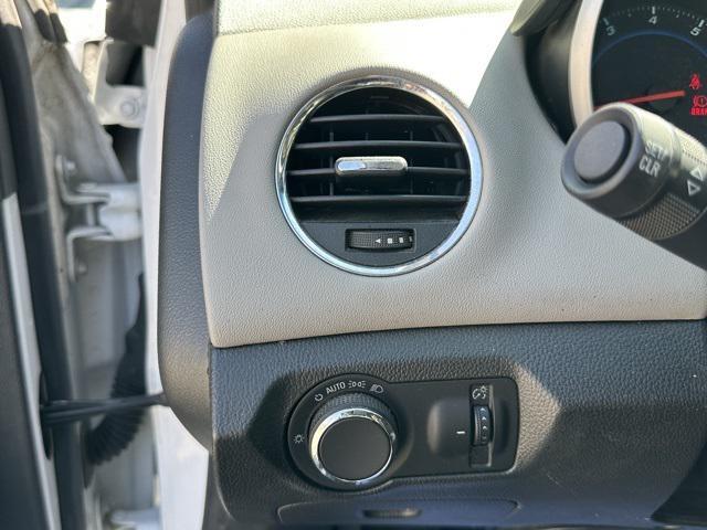 used 2013 Chevrolet Cruze car, priced at $3,999