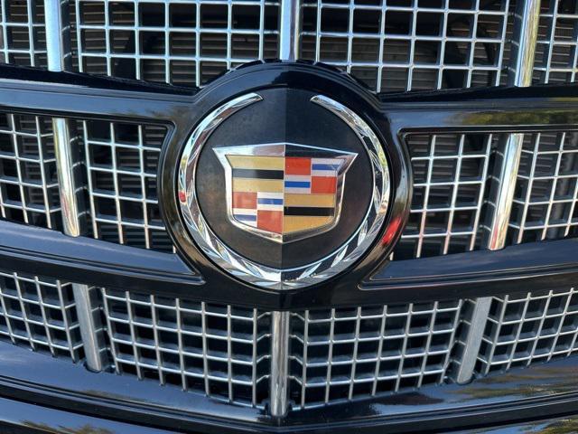 used 2013 Cadillac Escalade car, priced at $13,999