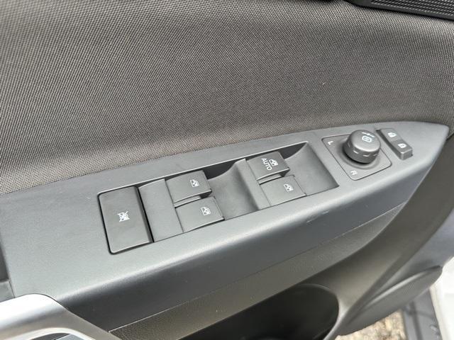 used 2014 Chevrolet Captiva Sport car, priced at $8,000