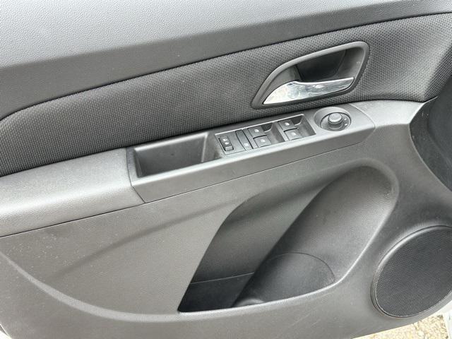 used 2016 Chevrolet Cruze Limited car, priced at $8,500