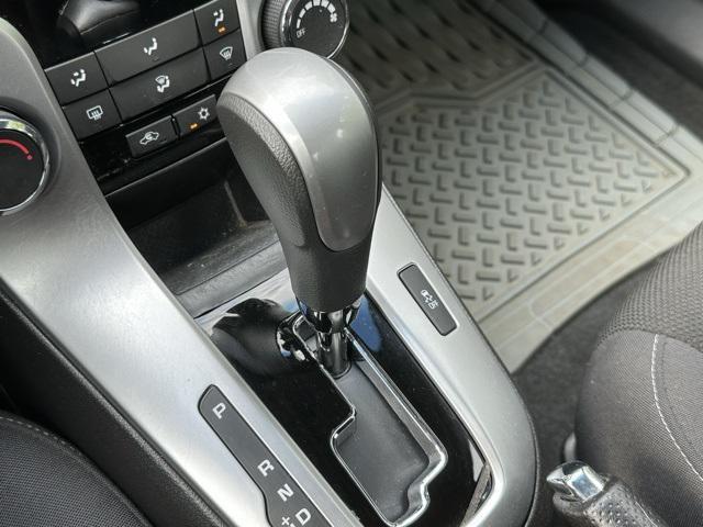 used 2016 Chevrolet Cruze Limited car, priced at $8,500
