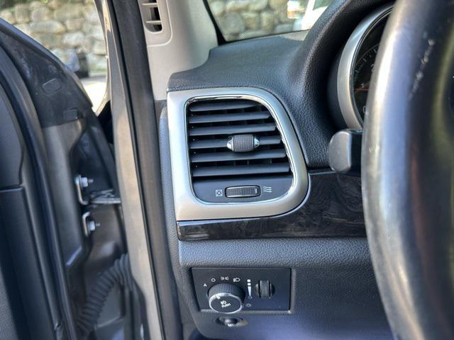used 2013 Jeep Grand Cherokee car, priced at $3,999