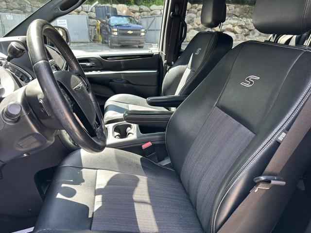 used 2014 Chrysler Town & Country car, priced at $4,585