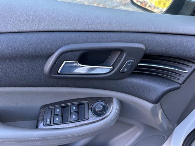 used 2014 Chevrolet Malibu car, priced at $3,500