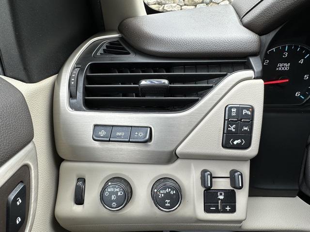 used 2020 GMC Yukon car, priced at $30,999