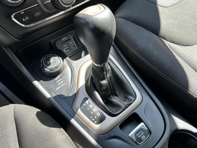 used 2018 Jeep Cherokee car, priced at $11,399