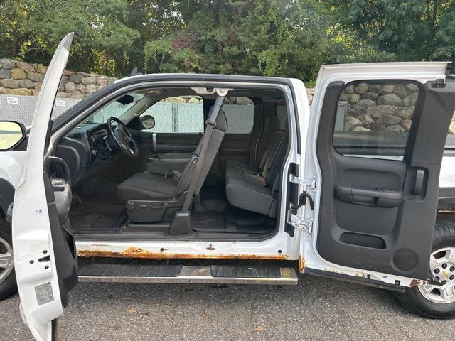 used 2009 Chevrolet Silverado 1500 car, priced at $3,900