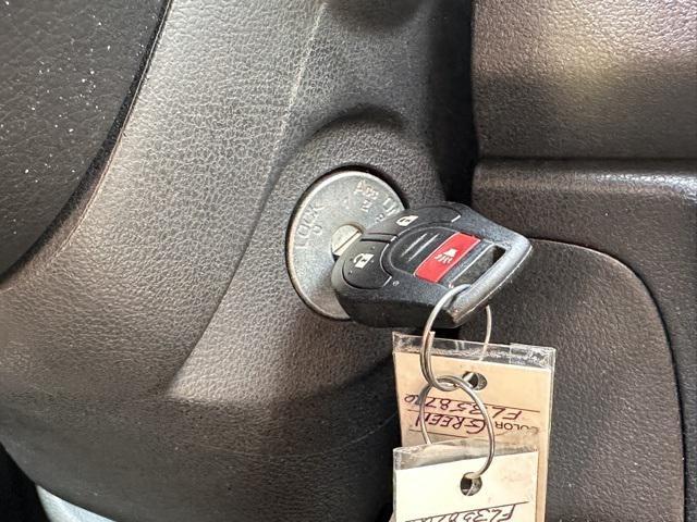 used 2015 Nissan Versa Note car, priced at $6,500