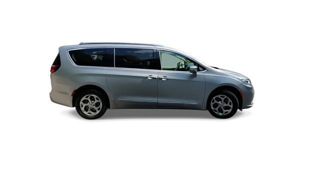 used 2021 Chrysler Pacifica car, priced at $33,431